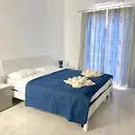 Apartment, Few Steps From Ghadira Bay Apartment *
