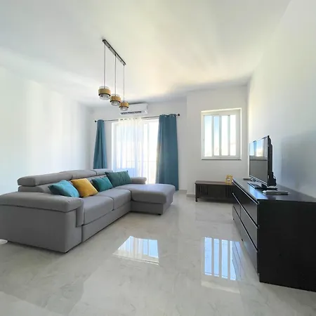 Apartment Apartment, Few Steps From Ghadira Bay