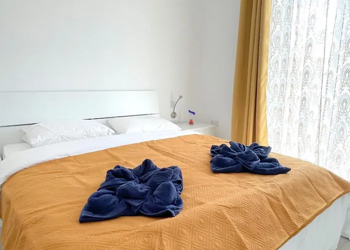 Apartment, Few Steps From Ghadira Bay 梅利哈